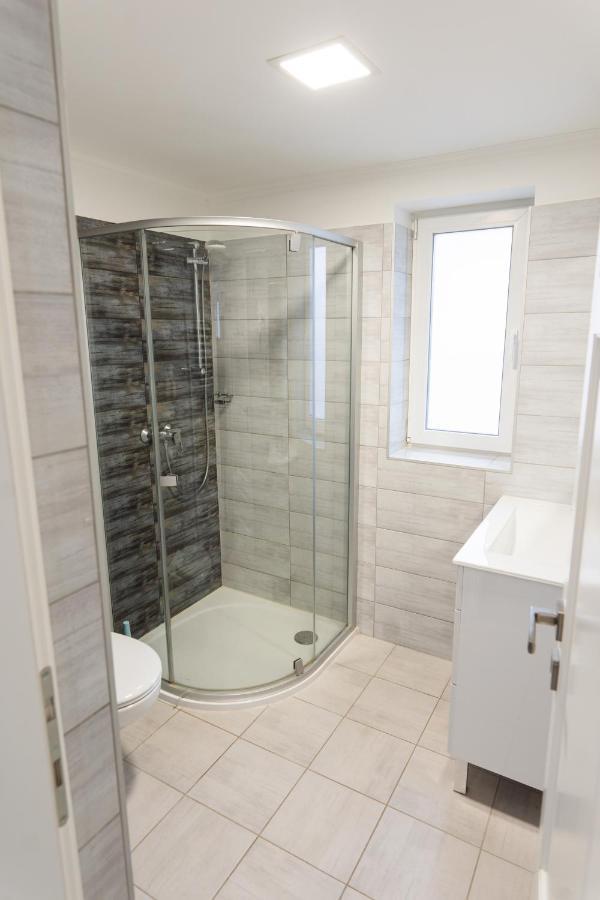 Mykonos Apartman Makó Zewnętrze zdjęcie